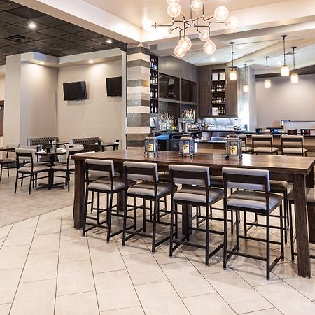 Hilton St. Louis Airport Hotell Woodson Terrace Eksteriør bilde