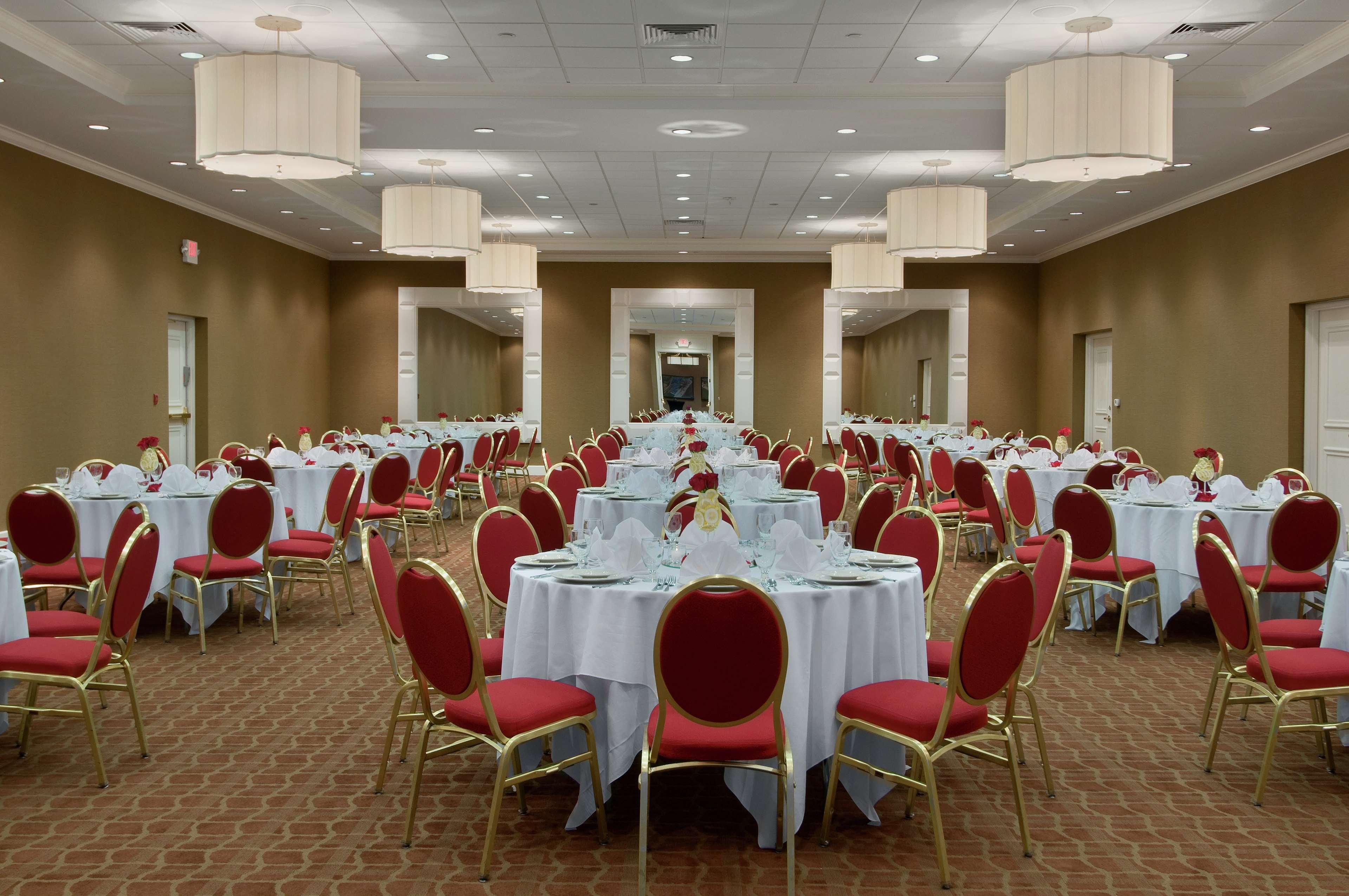Hilton St. Louis Airport Hotell Woodson Terrace Fasiliteter bilde