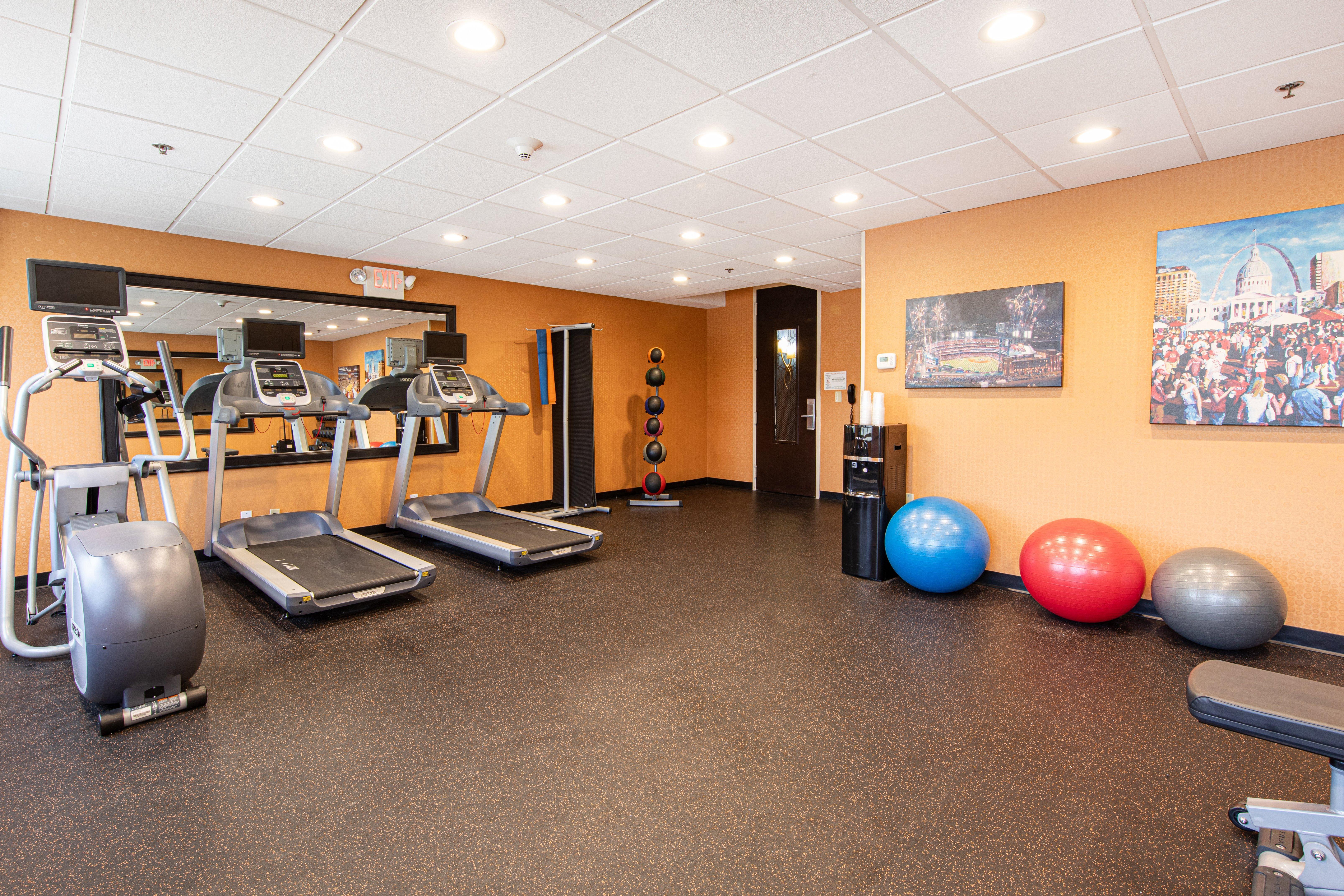 Hilton St. Louis Airport Hotell Woodson Terrace Eksteriør bilde
