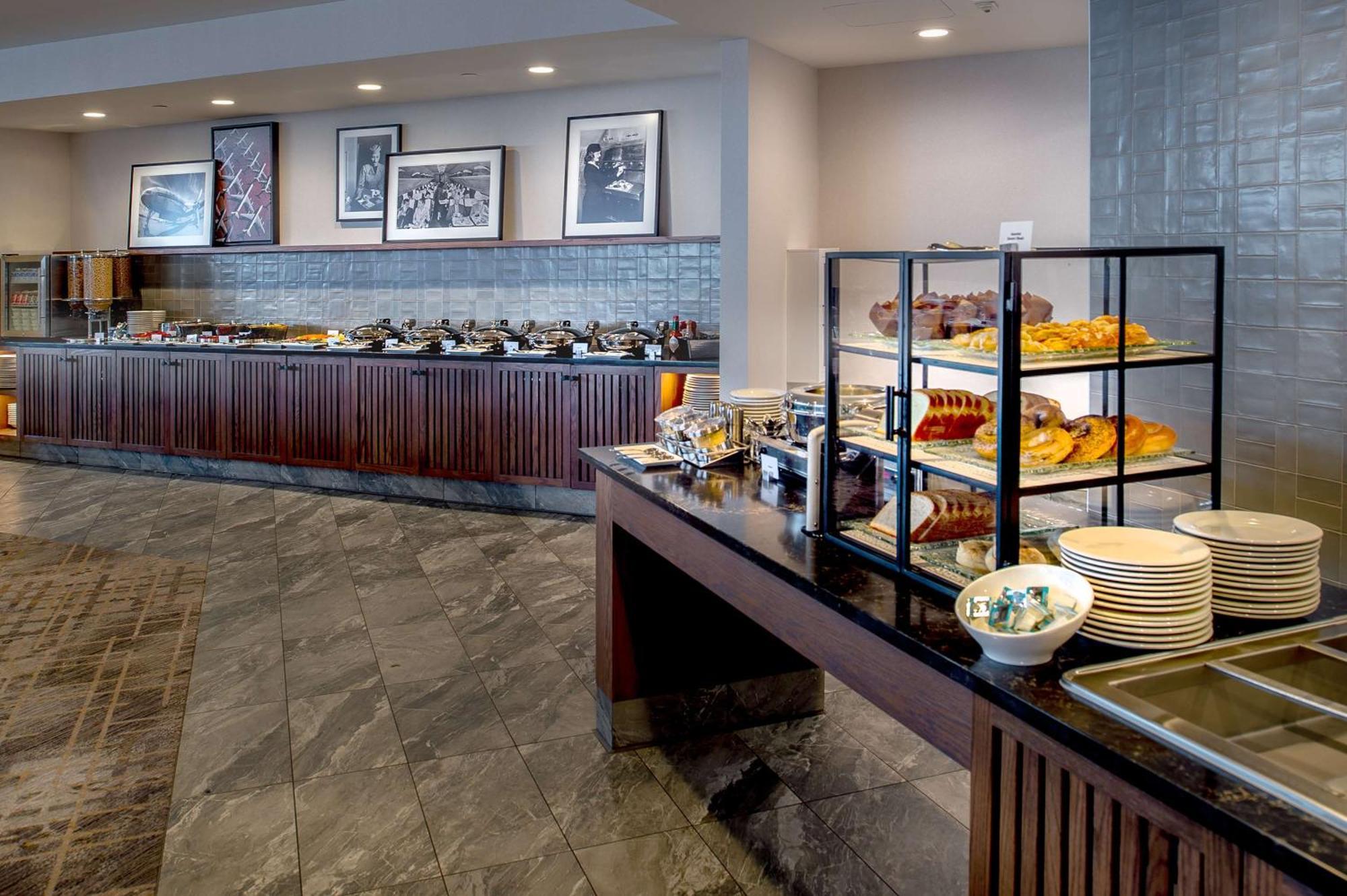 Hilton St. Louis Airport Hotell Woodson Terrace Eksteriør bilde