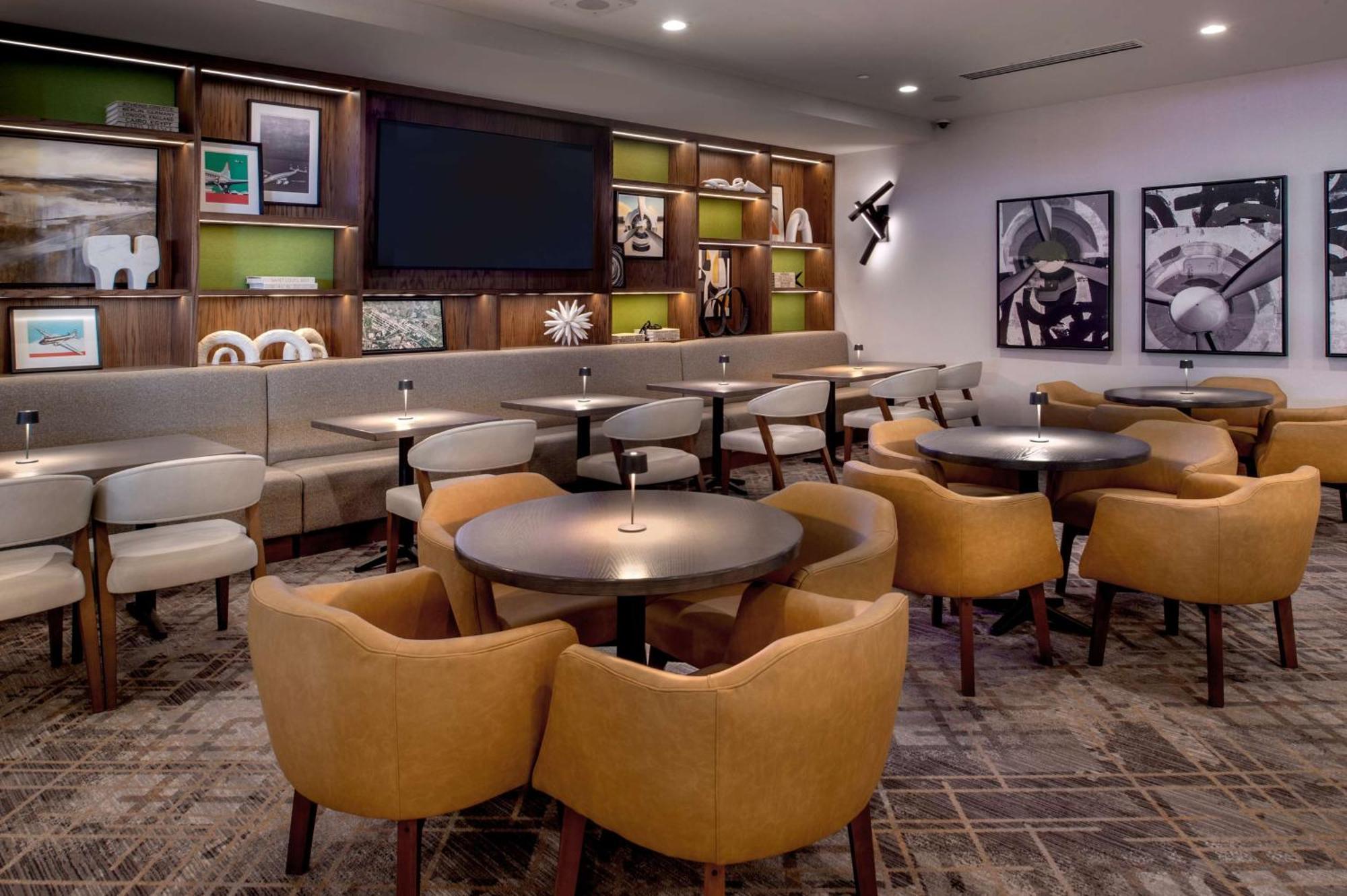 Hilton St. Louis Airport Hotell Woodson Terrace Eksteriør bilde